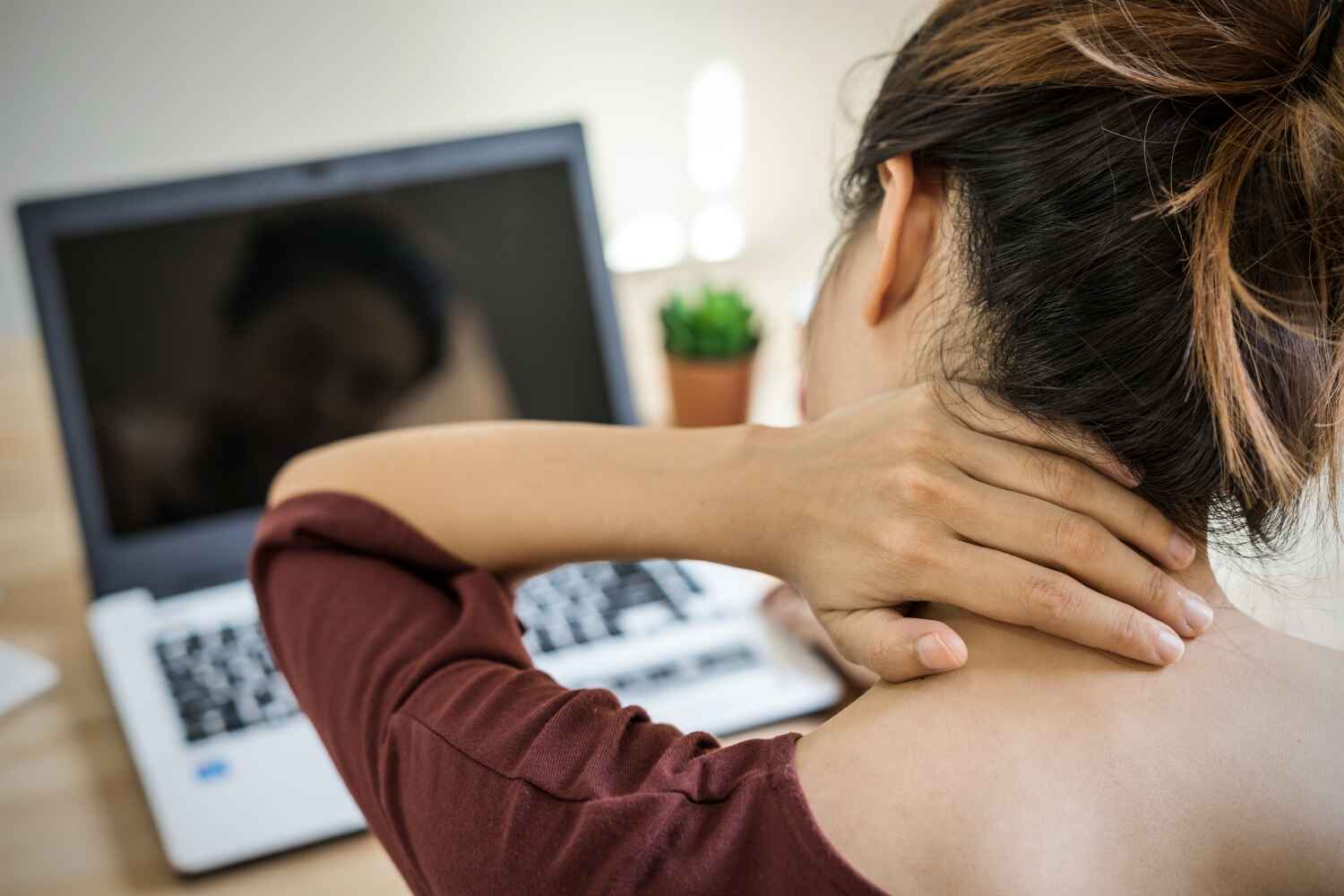 Autumn and the Return of Neck Pain Autumn and the Return of Neck Pain